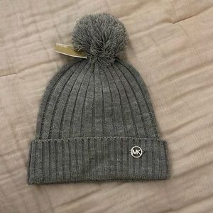 NWT Michael Kors beanie